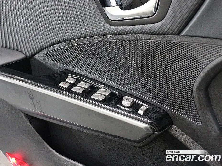 SsangYong TIBOLI 2018 1.6 автомат (гидро), фото 14