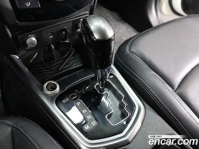 SsangYong TIBOLI 2018 1.6 автомат (гидро), миниатюра 10