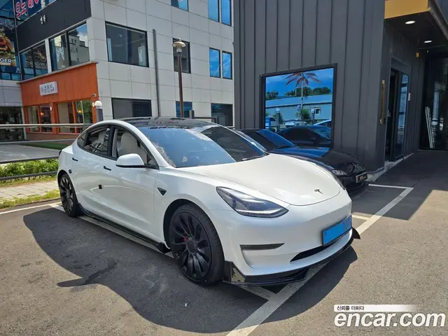 Tesla Model 3, 2022, 32 000 км