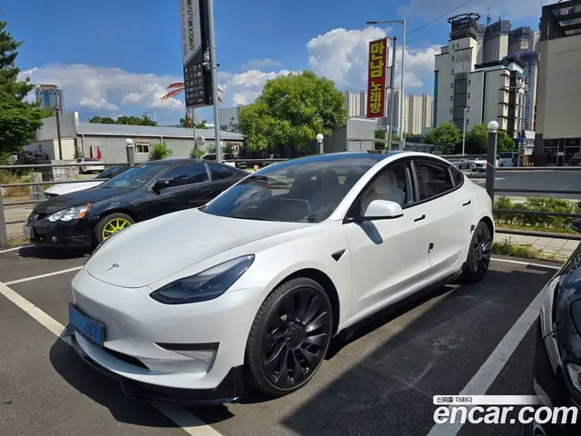 Tesla Model 3 2022 автомат (гидро), миниатюра 2