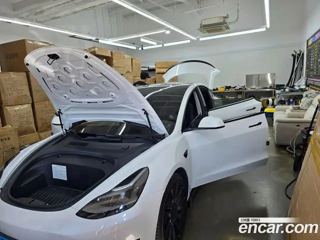 Tesla Model 3 2022 автомат (гидро), миниатюра 8