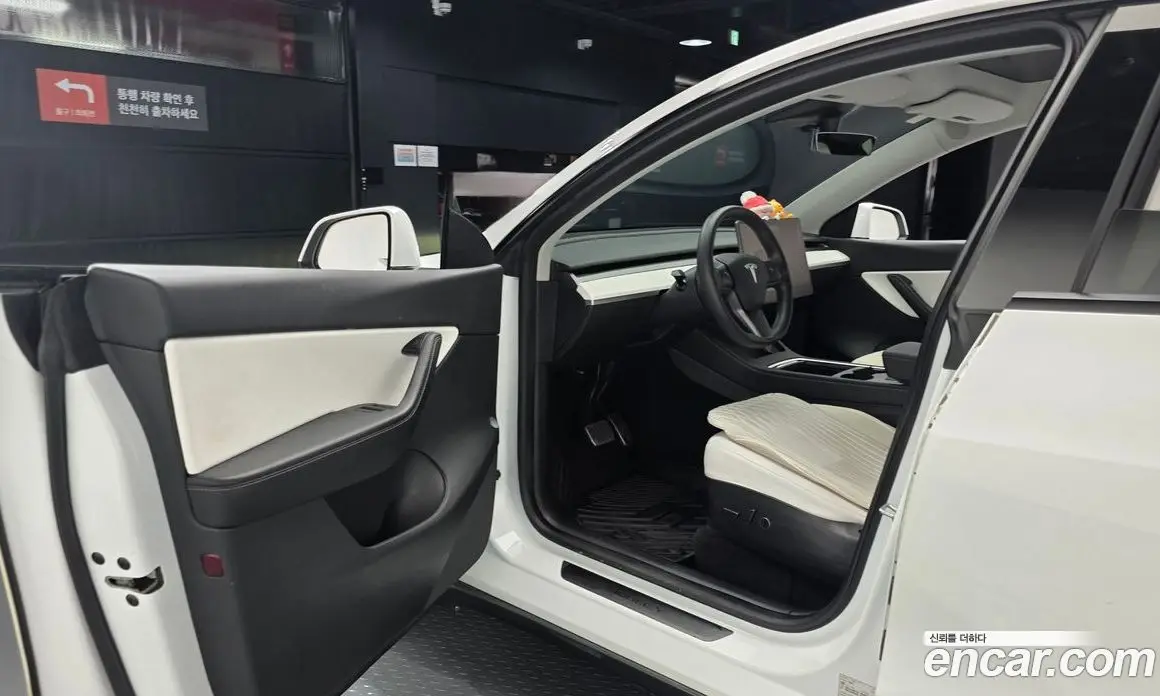 Tesla Model Y 2021 0.2 автомат (гидро), фото 10