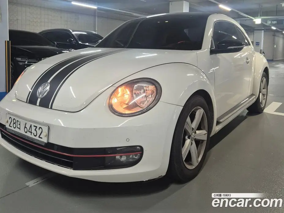 Volkswagen Beatle 2013 2.0 автомат (гидро), фото 2 Volkswagen Beatle 2013 2.0 автомат (гидро), фото 2