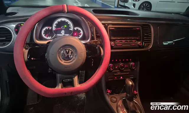 Volkswagen Beatle 2013 2.0 автомат (гидро), миниатюра 9 Volkswagen Beatle 2013 2.0 автомат (гидро), миниатюра 9
