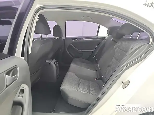 Volkswagen Jetta 2013 1.6 автомат (гидро), миниатюра 12
