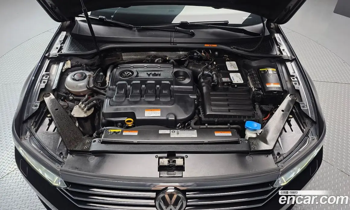 Volkswagen Passat 2018 2.0 автомат (гидро), фото 6