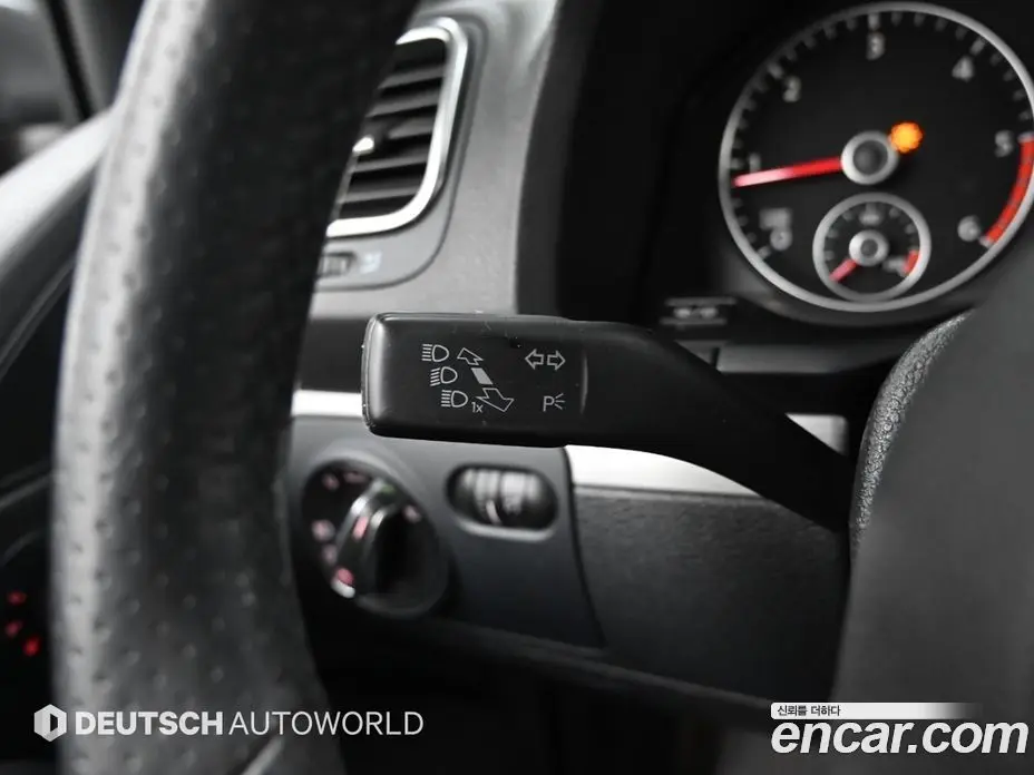 Volkswagen Scirocco 2013 2.0 автомат (гидро), фото 15 Volkswagen Scirocco 2013 2.0 автомат (гидро), фото 15
