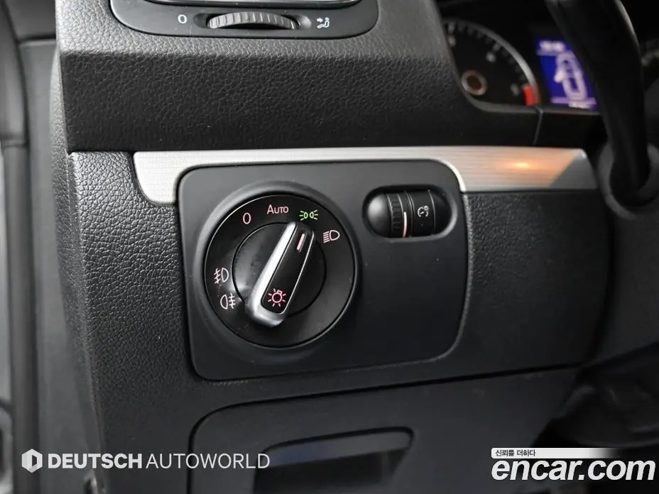 Volkswagen Scirocco 2013 2.0 автомат (гидро), фото 16 Volkswagen Scirocco 2013 2.0 автомат (гидро), фото 16