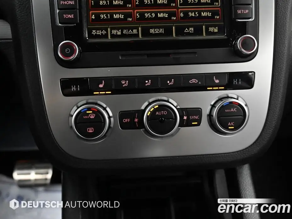 Volkswagen Scirocco 2013 2.0 автомат (гидро), фото 17 Volkswagen Scirocco 2013 2.0 автомат (гидро), фото 17