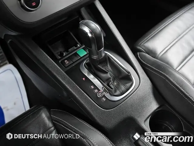 Volkswagen Scirocco 2013 2.0 автомат (гидро), миниатюра 9 Volkswagen Scirocco 2013 2.0 автомат (гидро), миниатюра 9