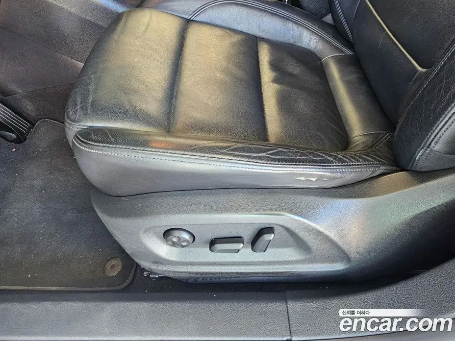 Volkswagen Tiguan 2013 2.0 автомат (гидро), фото 13