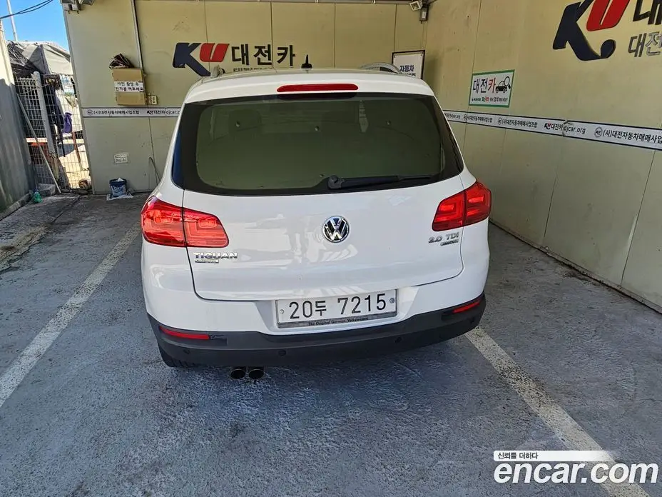 Volkswagen Tiguan 2013 2.0 автомат (гидро), фото 4