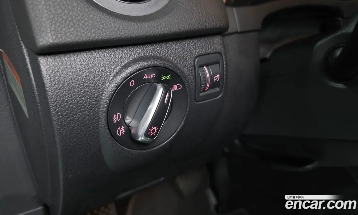 Volkswagen Tiguan 2014 2.0 автомат (гидро), фото 16