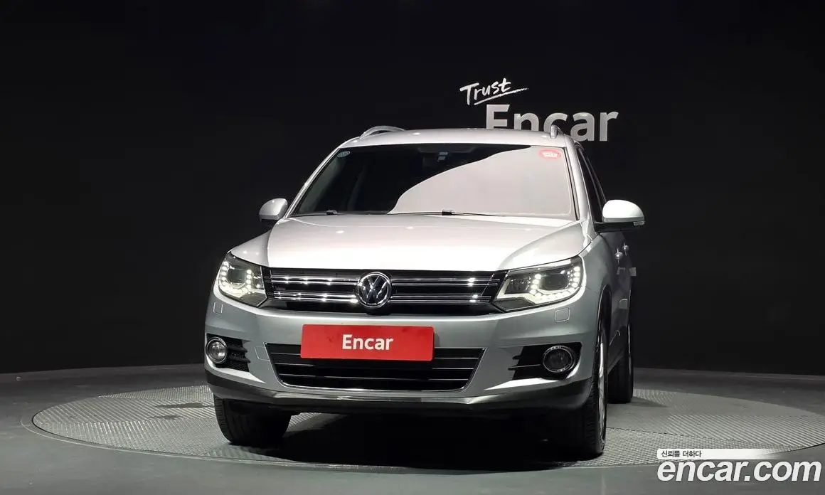 Volkswagen Tiguan 2014 2.0 автомат (гидро), фото 3