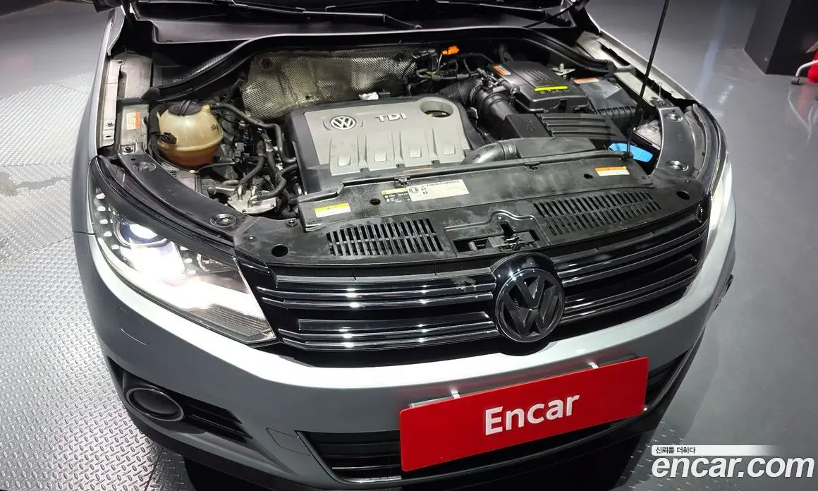 Volkswagen Tiguan 2014 2.0 автомат (гидро), фото 6