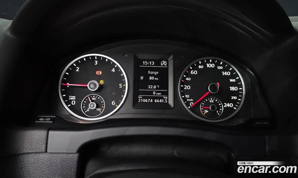 Volkswagen Tiguan 2014 2.0 автомат (гидро), фото 8