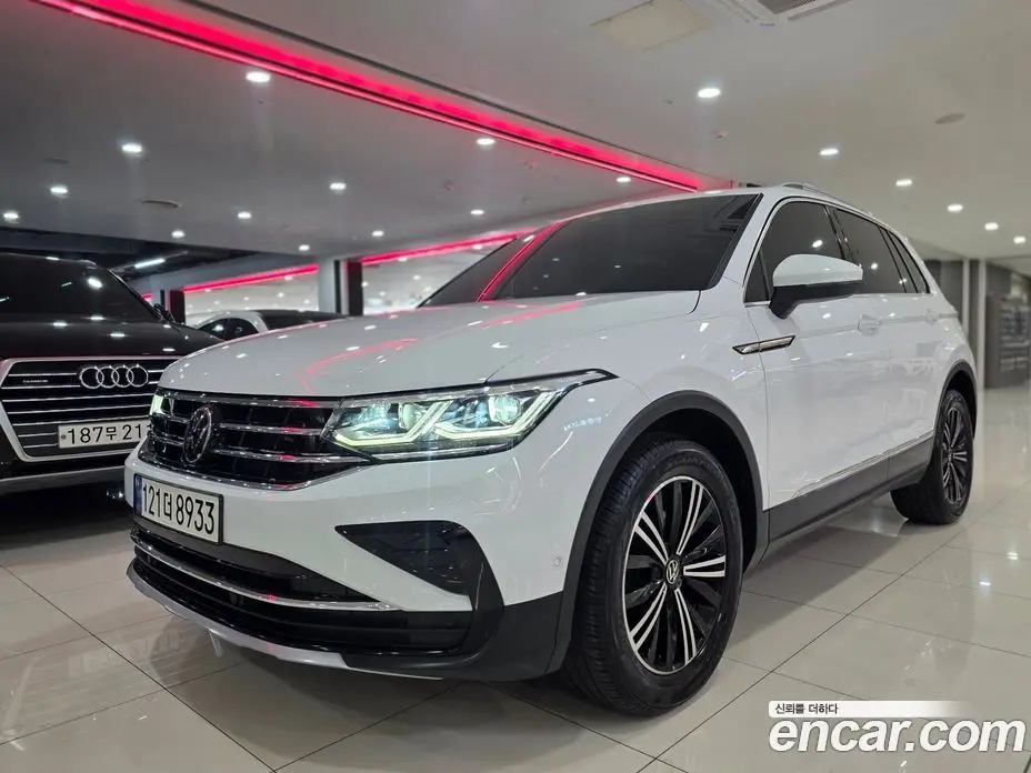Volkswagen Tiguan 2022 2.0 автомат (гидро), фото 2 Volkswagen Tiguan 2022 2.0 автомат (гидро), фото 2