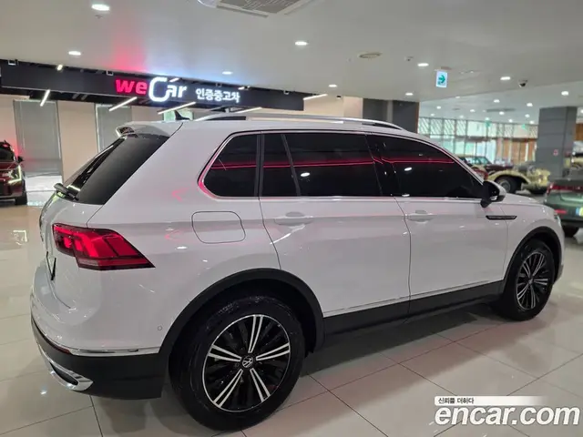 Volkswagen Tiguan 2022 2.0 автомат (гидро), миниатюра 6 Volkswagen Tiguan 2022 2.0 автомат (гидро), миниатюра 6