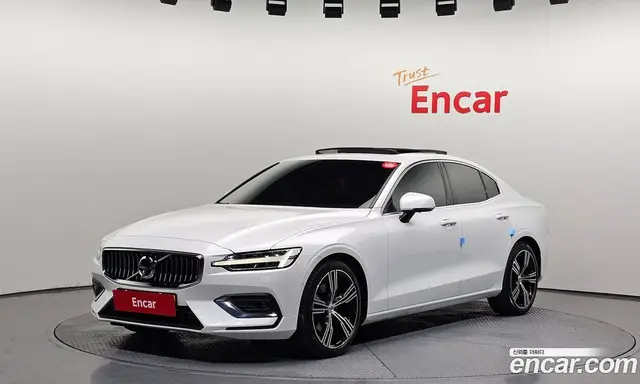 Volvo S60, 2020, 81 688 км