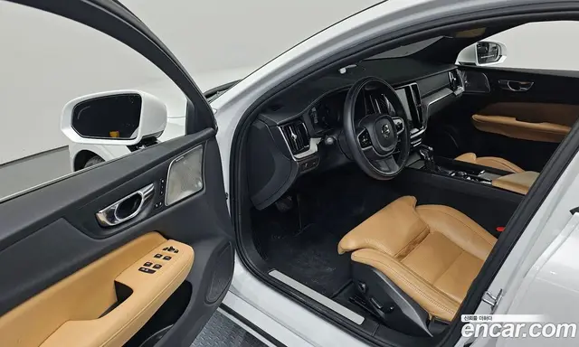 Volvo S60 2020 2.0 автомат (гидро), миниатюра 10 Volvo S60 2020 2.0 автомат (гидро), миниатюра 10
