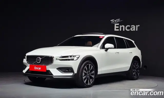 Volvo V60, 2025, 2 844 км