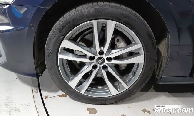 Audi A6 2021 2.0 автомат (гидро), миниатюра 5