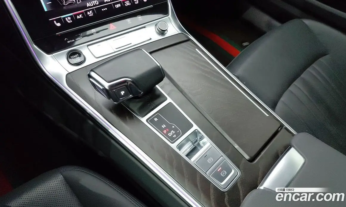 Audi A6 2021 2.0 автомат (гидро), фото 9