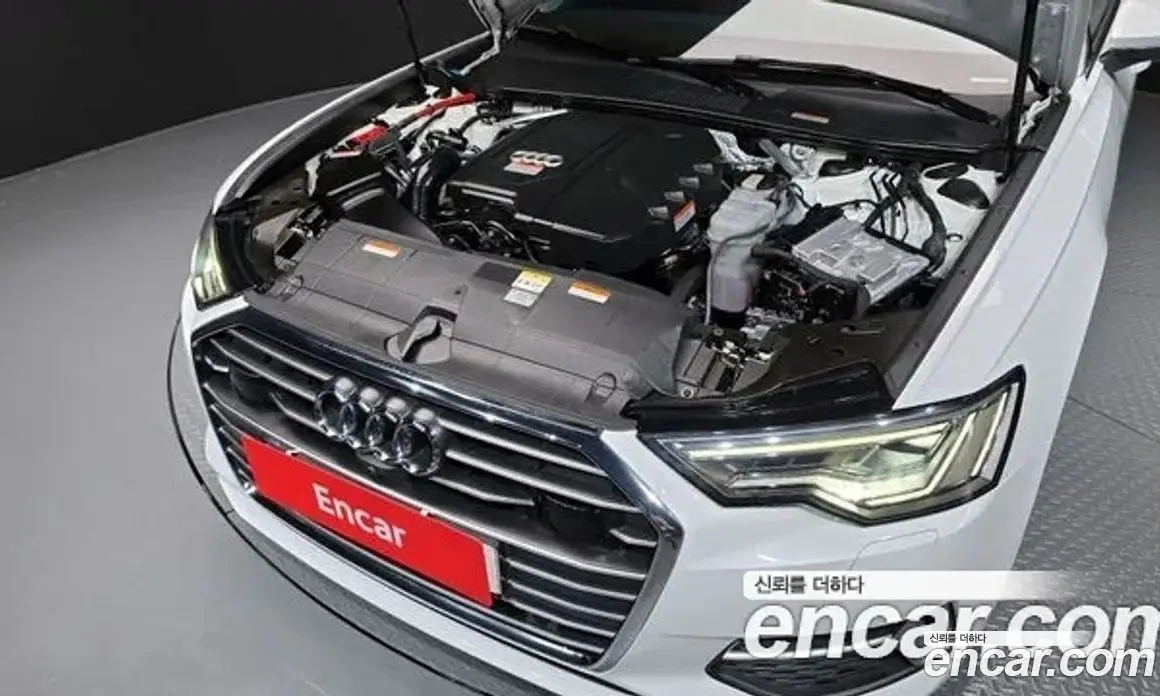 Audi A6 2023 2.0 автомат (гидро), фото 6
