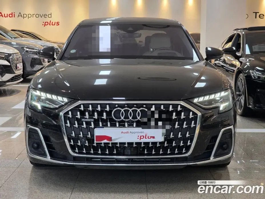 Audi A8 2023 4.0 автомат (гидро), фото 3