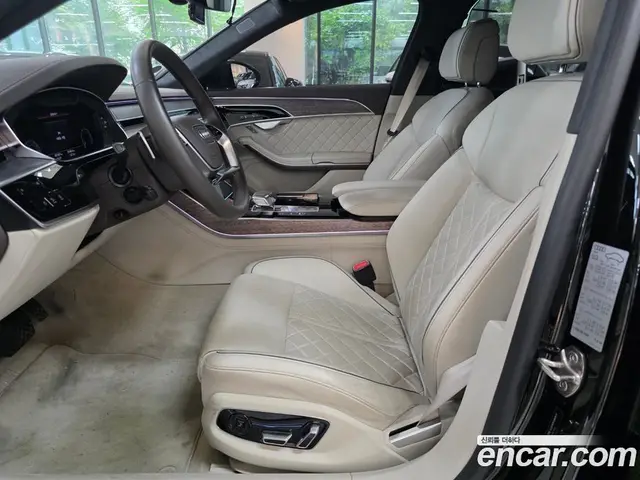 Audi A8 2023 4.0 автомат (гидро), миниатюра 5