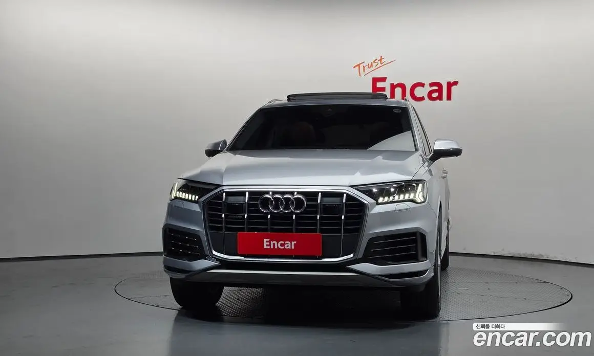 Audi Q7 2021 3.0 автомат (гидро), фото 3