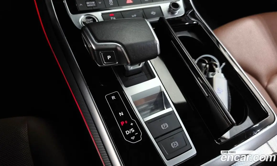 Audi Q7 2021 3.0 автомат (гидро), фото 9