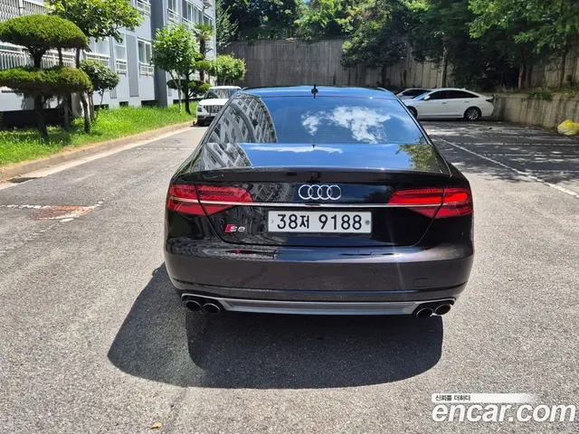 Audi S8 2015 4.0 автомат (гидро), миниатюра 2