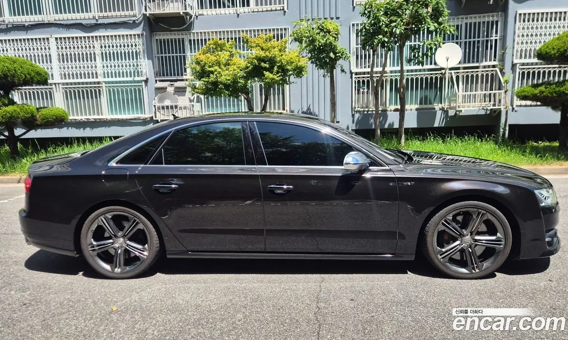 Audi S8 2015 4.0 автомат (гидро), фото 4