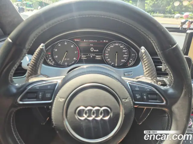 Audi S8 2015 4.0 автомат (гидро), миниатюра 5