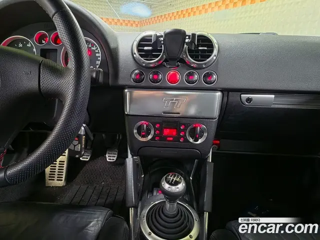 Audi TT 2001 1.8 механика, миниатюра 8