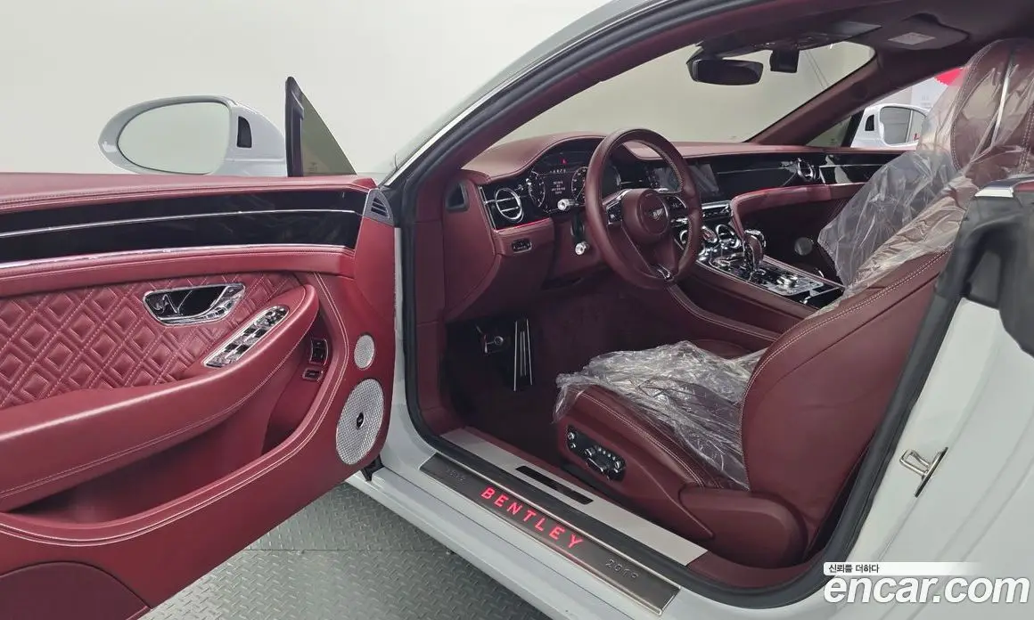 Bentley Continental 2020 6.0 автомат (гидро), фото 10 Bentley Continental 2020 6.0 автомат (гидро), фото 10