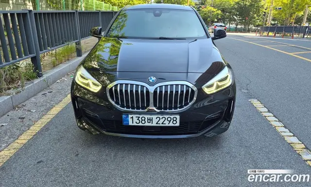 BMW 1 серия 2024 2.0 автомат (гидро), миниатюра 3