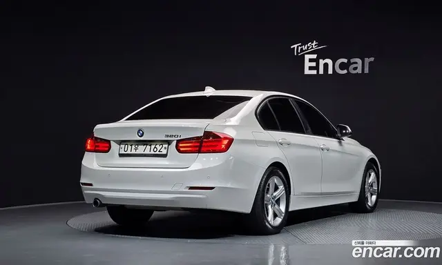 BMW 3 серия 2015 2.0 автомат (гидро), миниатюра 2 BMW 3 серия 2015 2.0 автомат (гидро), миниатюра 2