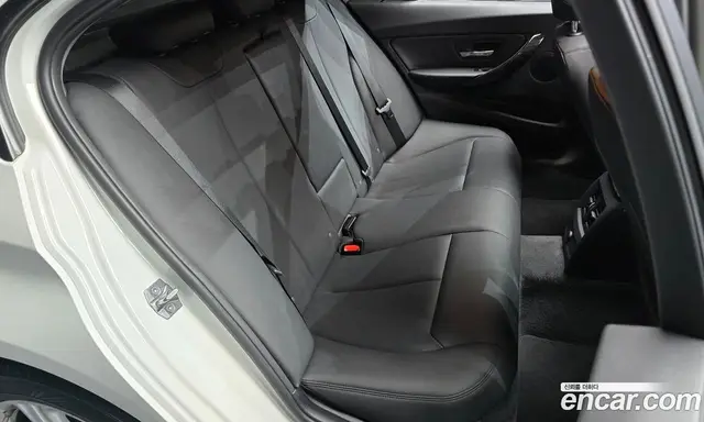 BMW 3 серия 2015 2.0 автомат (гидро), миниатюра 11 BMW 3 серия 2015 2.0 автомат (гидро), миниатюра 11