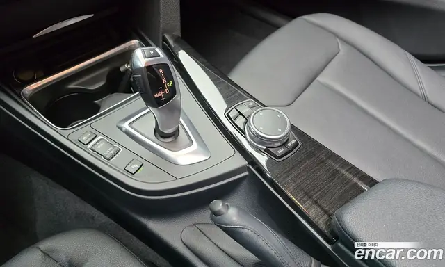 BMW 3 серия 2015 2.0 автомат (гидро), миниатюра 9 BMW 3 серия 2015 2.0 автомат (гидро), миниатюра 9