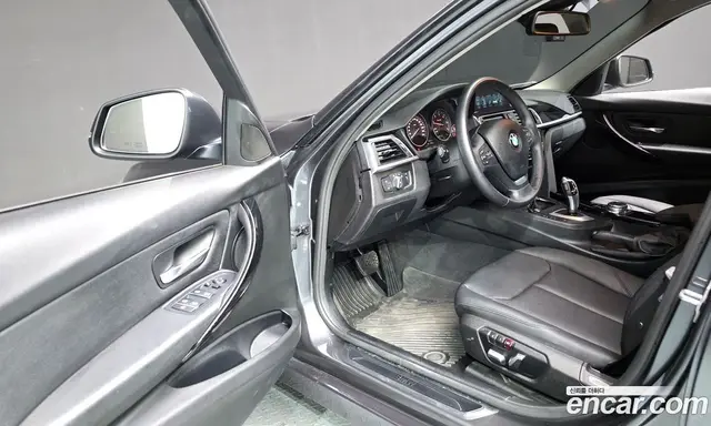 BMW 3 серия 2017 2.0 автомат (гидро), миниатюра 11 BMW 3 серия 2017 2.0 автомат (гидро), миниатюра 11