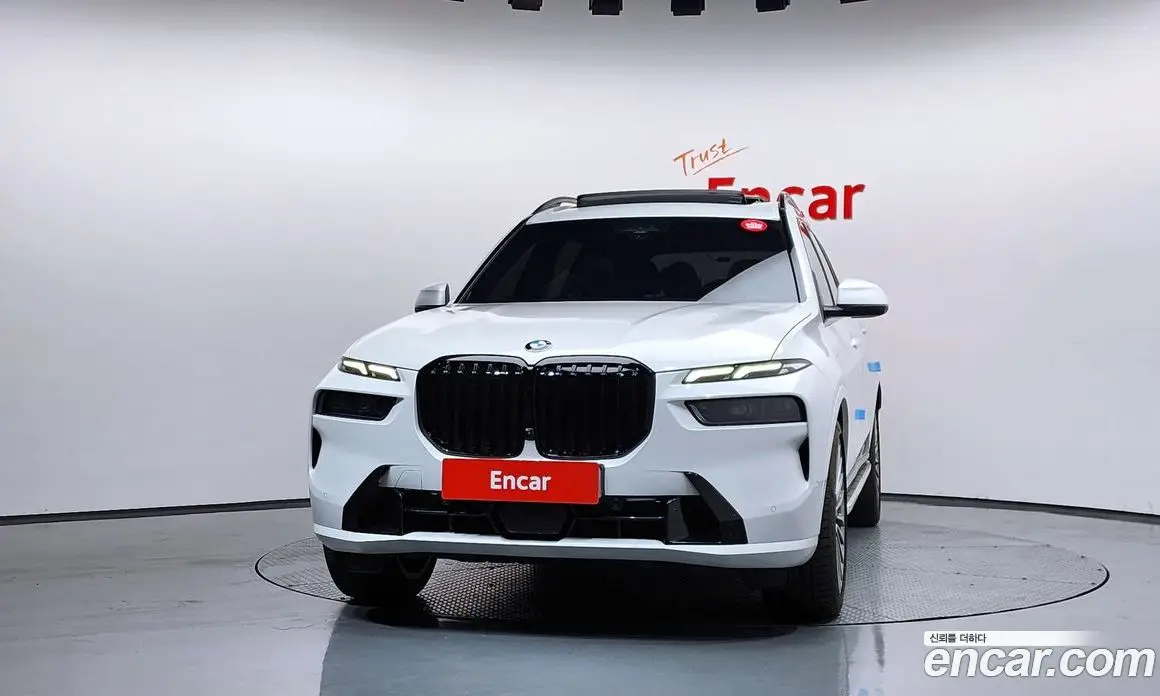 BMW X7 2023 3.0 автомат (гидро), фото 3 BMW X7 2023 3.0 автомат (гидро), фото 3