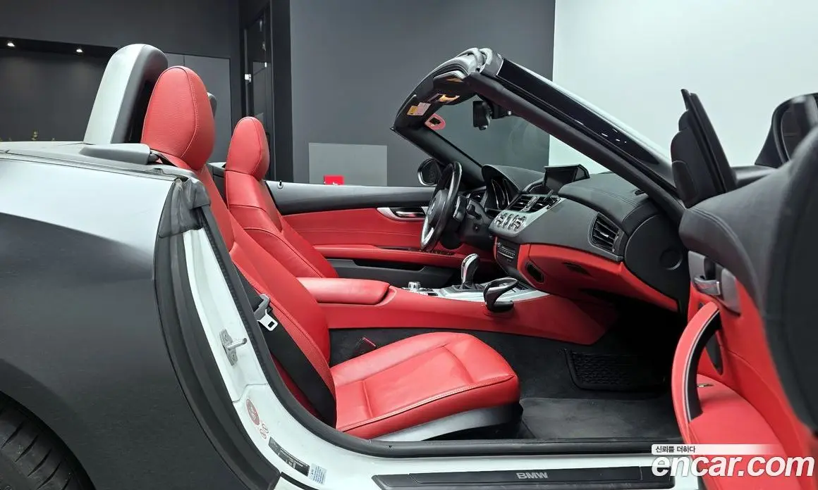 BMW Z4 2016 2.0 автомат (гидро), фото 11 BMW Z4 2016 2.0 автомат (гидро), фото 11