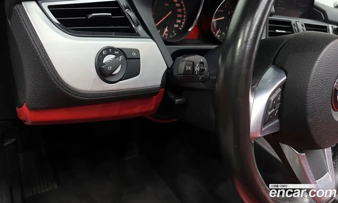 BMW Z4 2016 2.0 автомат (гидро), фото 17 BMW Z4 2016 2.0 автомат (гидро), фото 17