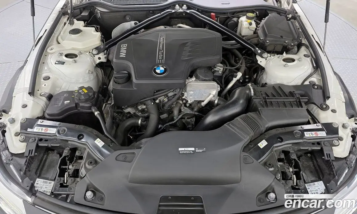 BMW Z4 2016 2.0 автомат (гидро), фото 6 BMW Z4 2016 2.0 автомат (гидро), фото 6