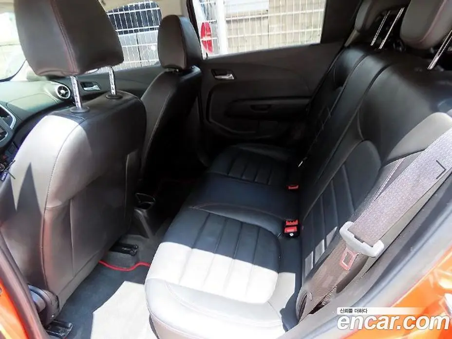 Chevrolet Aveo 2015 1.4 автомат (гидро), фото 6 Chevrolet Aveo 2015 1.4 автомат (гидро), фото 6