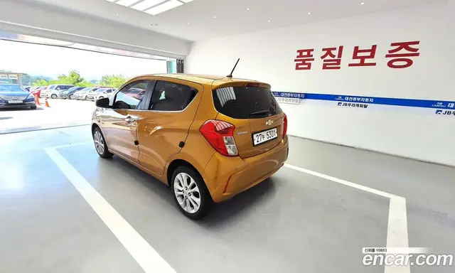 Chevrolet Spark 2018 1.0 автомат (гидро), миниатюра 4
