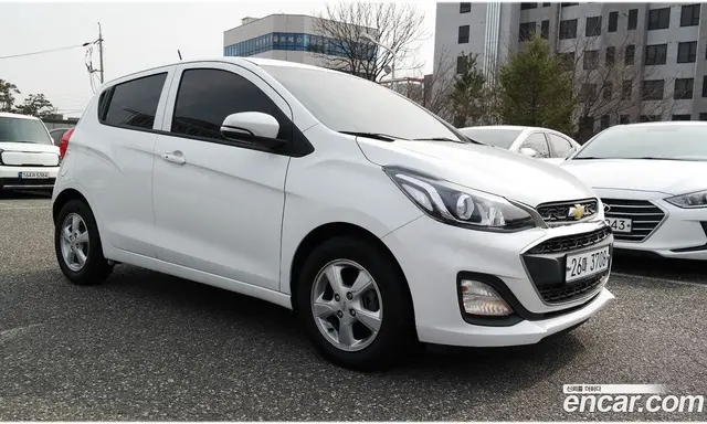 Chevrolet Spark 2018 1.0 автомат (гидро), миниатюра 3