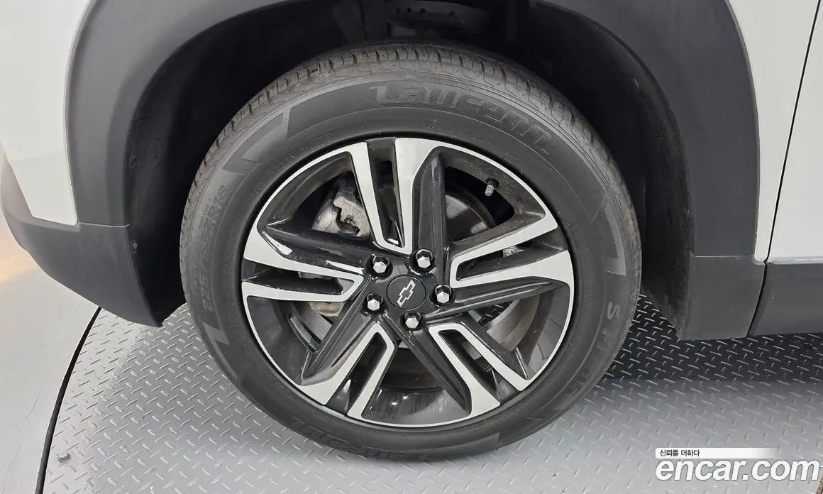Chevrolet TrailBlazer 2022 1.3 автомат (гидро), фото 5